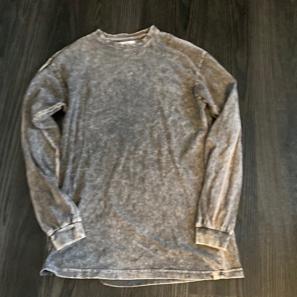 🍍VINEYARD CREW🍍SIZE MED🍍D-2 - Picture 1 of 3